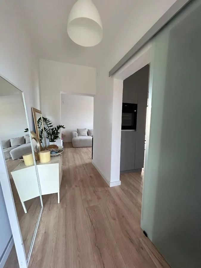 Sunny And Stylish Apartment Bosh3 Poreč 0*,